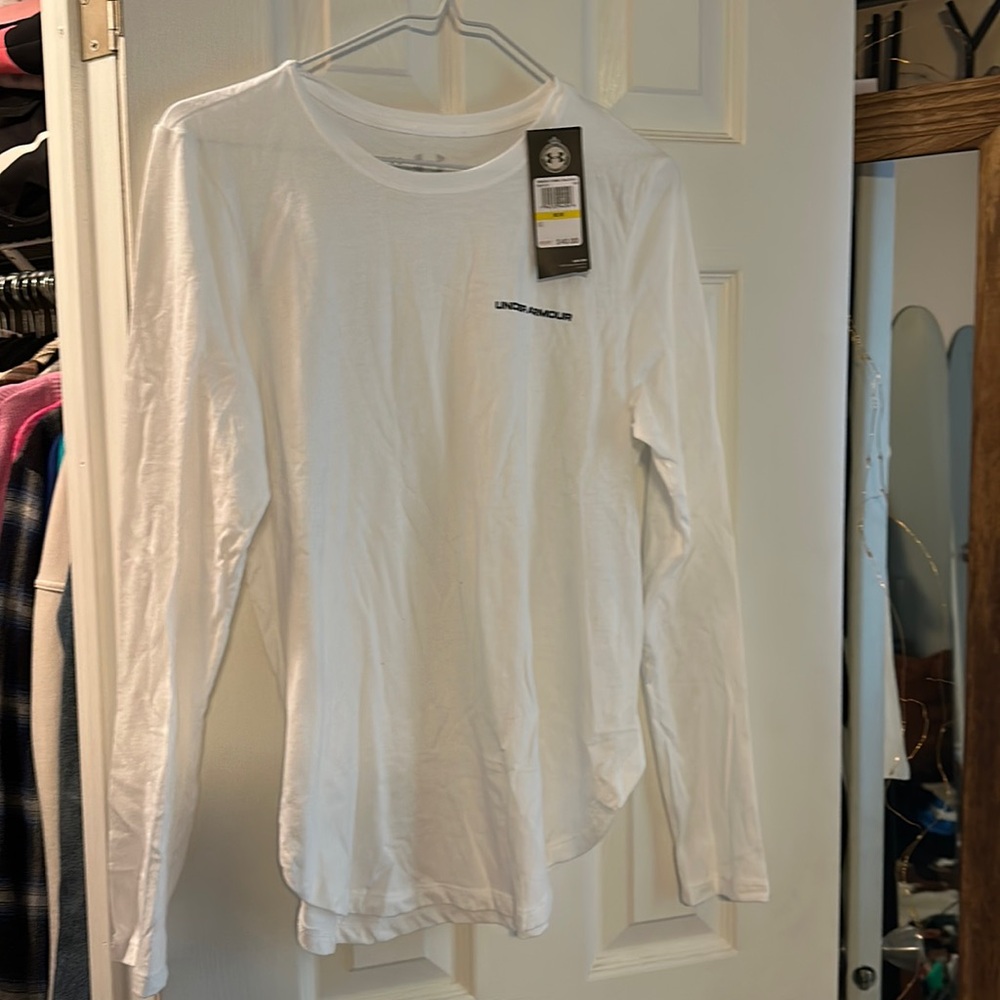 White under armour long sleeve